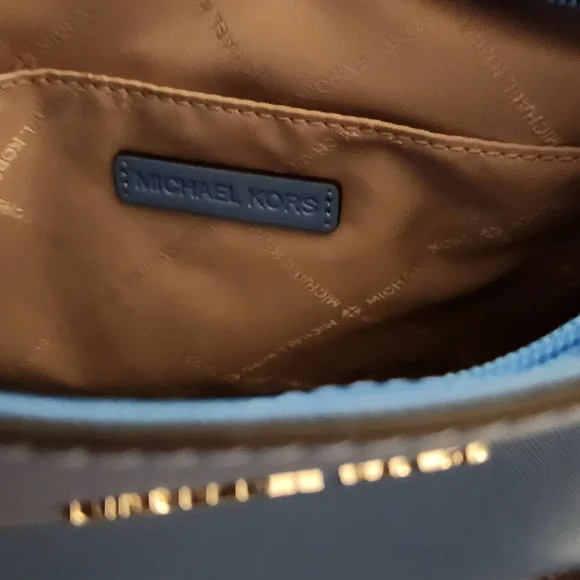 Michael Kors Blue Shoulder Bag - Picture 6 of 10